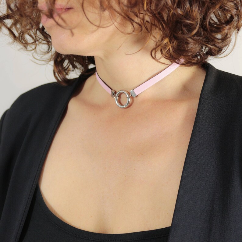 Pink leather choker necklace and stainless steel rhinestone musket ring Leather neck ras from vegetable tanning