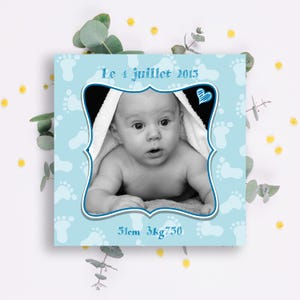 Tarjeta de anuncio de bebé niño, modelo "Pequeñas Huellas", con fotografía. Huella de pie o mano