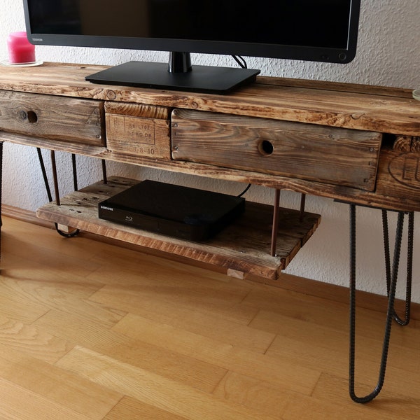 TV-Board aus EUROPALETTEN Vintage FERNSEHREGAL mit Hairpin Legs Industrie Loft Design Sideboard Lowboard Altholz Upcycling Fernsehmöbel Holz