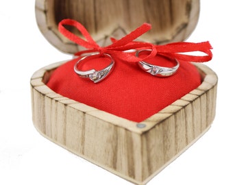 Vintage RING BOX made of WOOD Heart Ring Pillow with ENGRAVING Rustic Wedding Ring Box for Wedding Rings Ring Box Ring Case Personalised