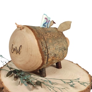 SPARSCHWEIN aus HOLZ mit Namen Personalisierbare Spardose Geld Geschenk Kinder Geburt Geburtstag Schweinchen Baumstamm Sparbüchse Geldbüchse