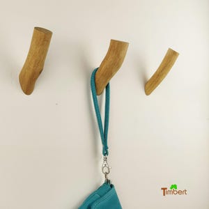 SET OF 3 I-shaped NATURAL HOOKS Knotted Wood Wall Hooks Rustic Coat Hooks Natural WOODEN HOOKS Coat Hooks Natural Wood Twigs Branches