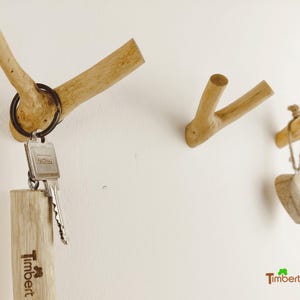 SET OF 3 Y-shaped KEY HOOKS made of BRANCH WOOD Natural branches Sustainable wall hooks Rustic wooden hooks Natural wood hooks Jewelry holder branches