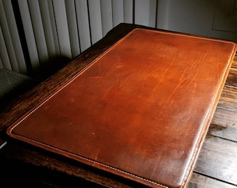 Desk Pad in Horween Dublin English Tan leather