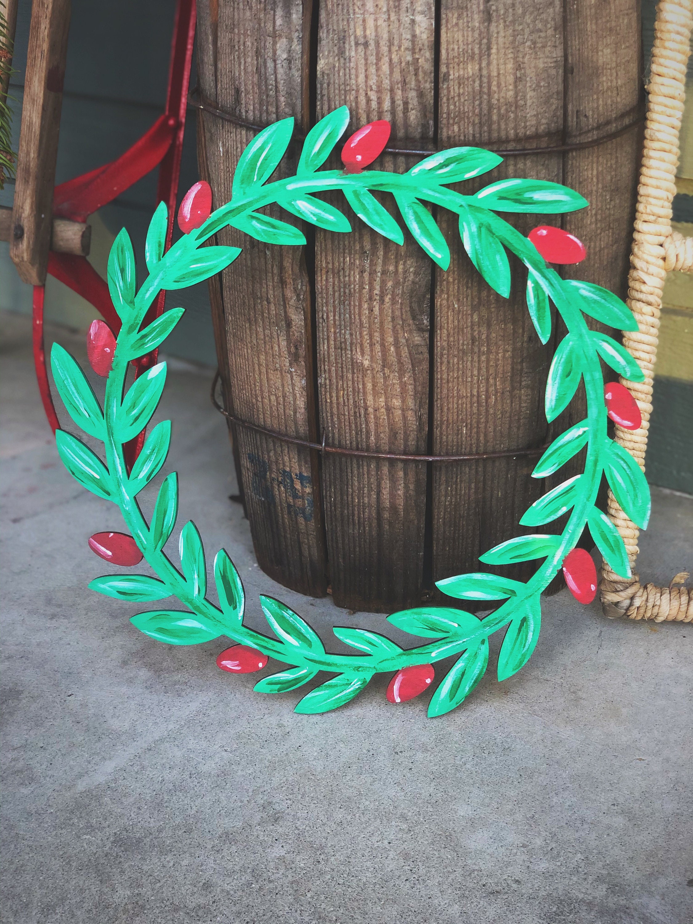 Recorte de corona de madera pintado | Etsy