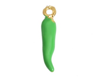 1 pendentif piment vert métal doré