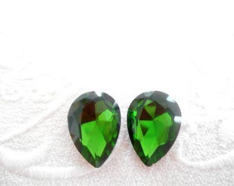 A set of two cabochons 18 x 13 mm emerald green faceted Crystal drops.