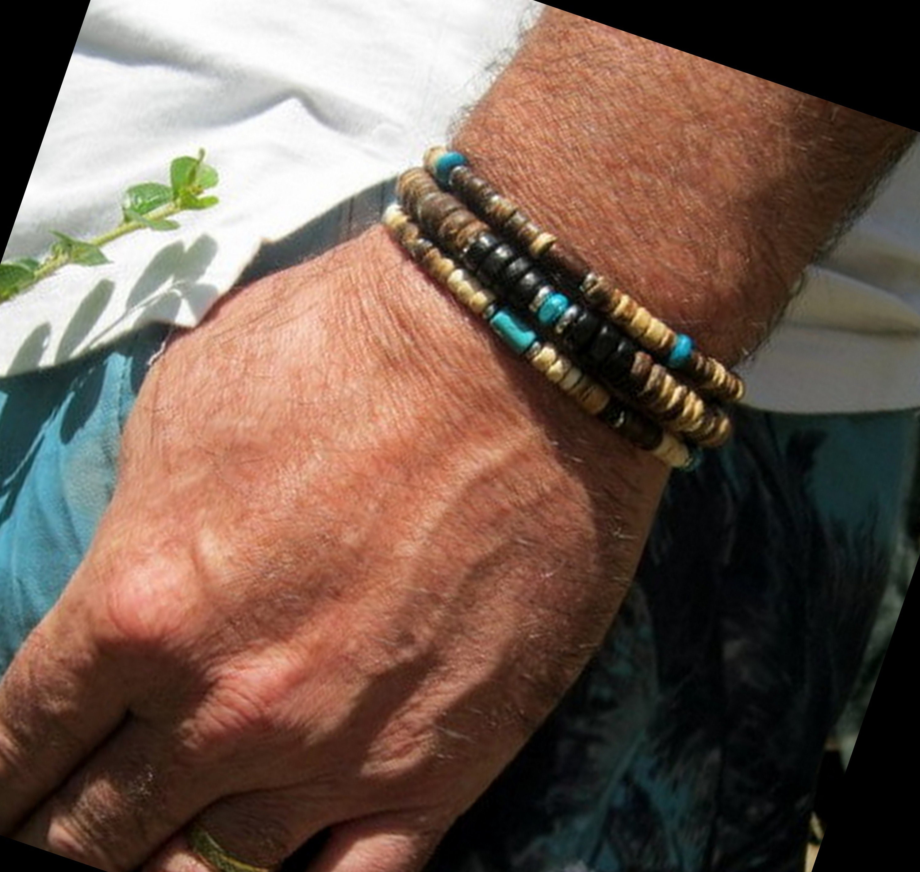 A World of Bracelets ブレスレット　エスニック　トライバル ココナッツウッドとターコイズのブレスレットセット、サーファー
