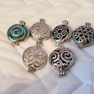 aromatherapy necklace Essential Oil Diffusing Pendant holistic essential oil diffusing locket necklace aromatherapy diffusing necklace
