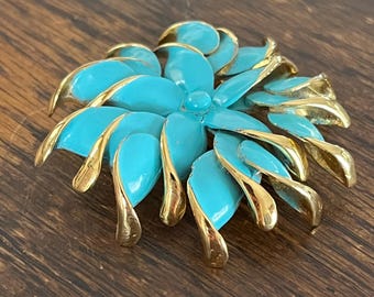 Vintage Kramer Enamel Flower Brooch Turquoise Color Gold Tone