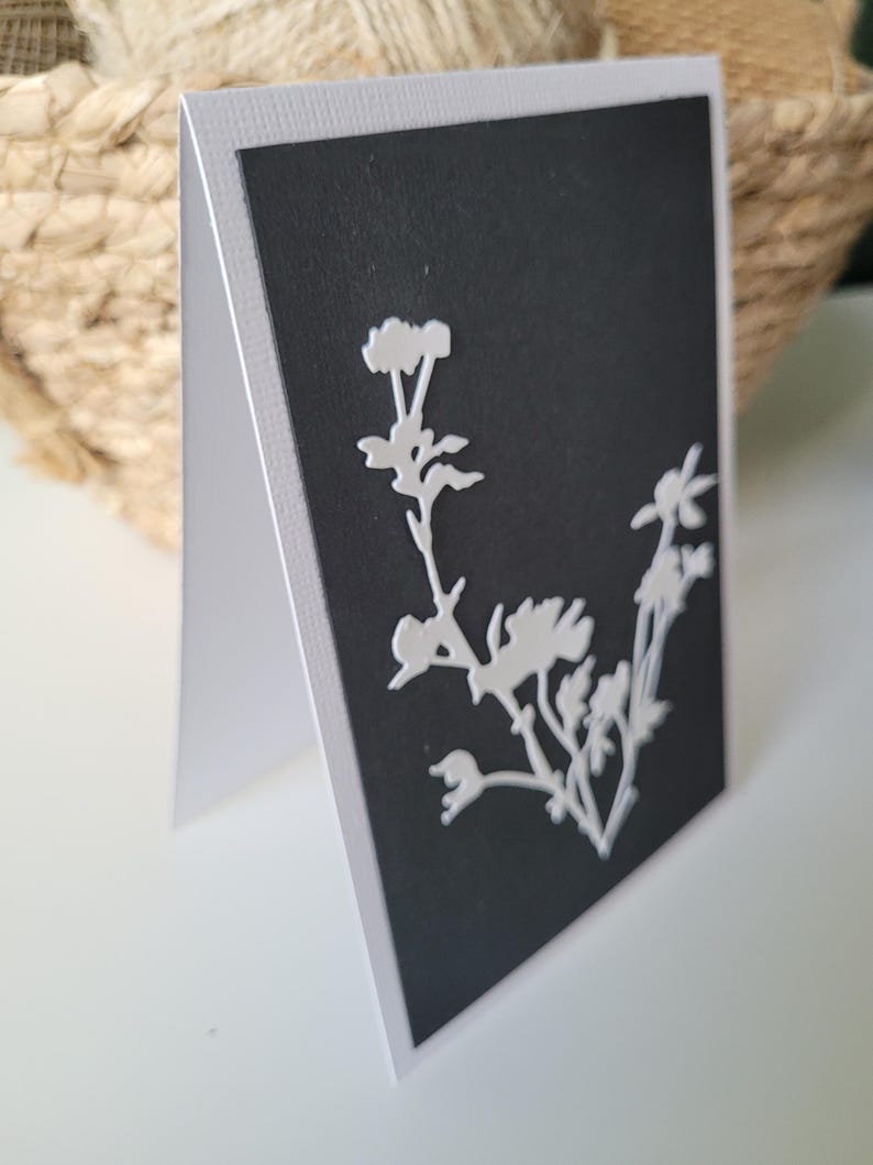 Carte condoléances souvenirs décès noir blanc fleur , enveloppe fournie afbeelding 3
