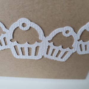 Carte anniversaire kraft gâteau cupcakes homme femme enfant image 2