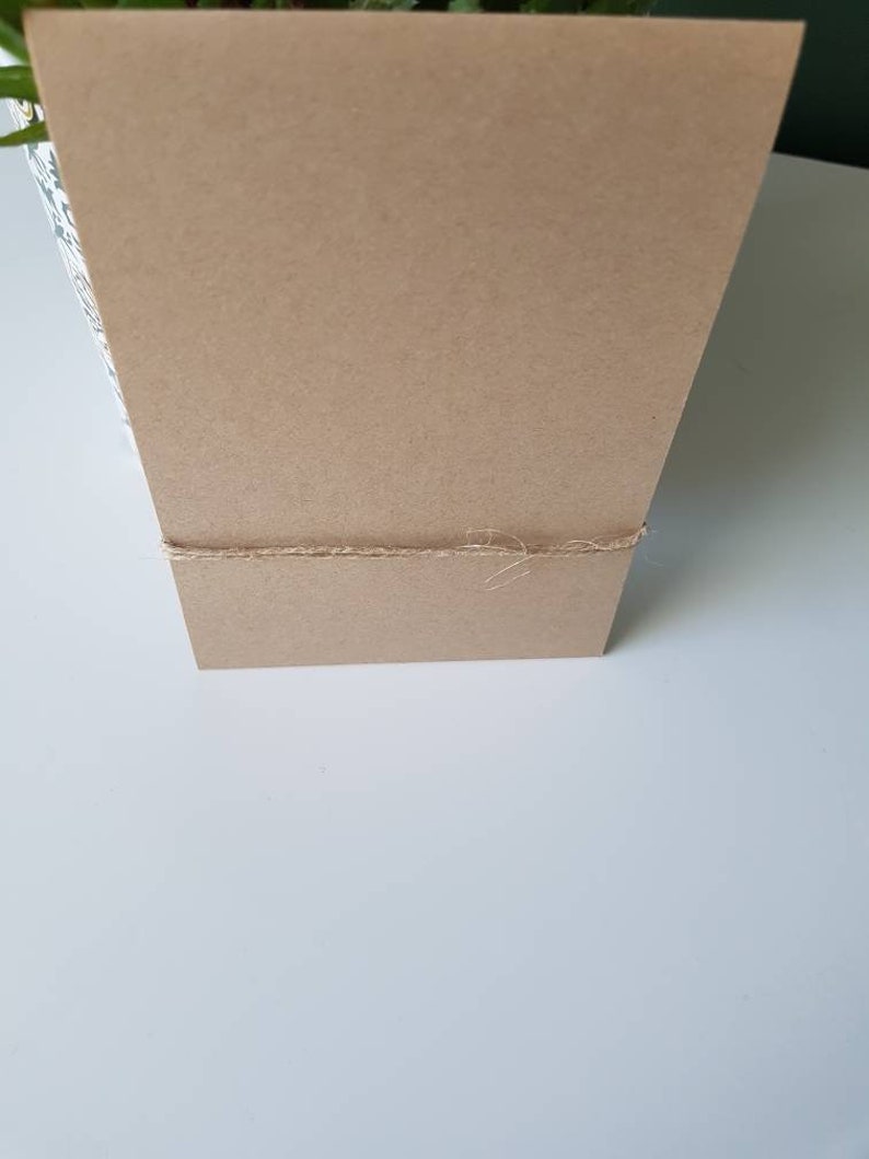 Carte kraft fait main sans message avec embossage écriture Bild 4