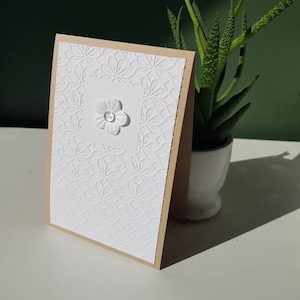 Carte blanche kraft fleurs mariage anniversaire