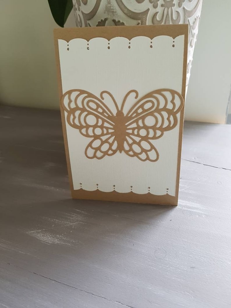 Carte kraft faite main découpe papillon XL enveloppe fournie image 1