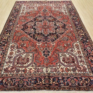 Heriz Rug 7&#39;11&#39;&#39; x 11&#39;1&#39;&#39; Red Wool Semi-Antique Tribal Hand-Knotted Carpet