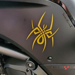 Celtic Spider Decal: Glossy Vinyl Laptop or Car Sticker