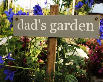 dad's garden wood sign | personalized gift for dad | father's day gift idea | outdoor decor | gift for him |