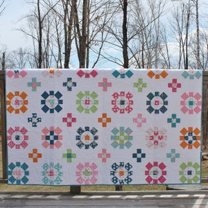 Cartwheels Lap Quilt Pattern PDF by Jen Daly Quilts