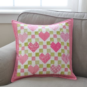 Sweet Pea Pillow Sham Pattern PDF by Jen Daly Quilts