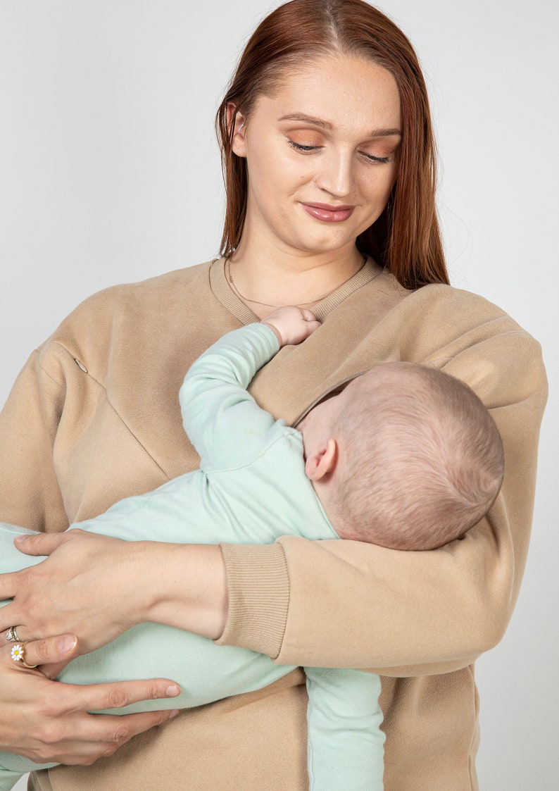 Breastfeeding oversized crew neck jumper image 5