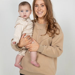 Breastfeeding oversized crew neck jumper image 3