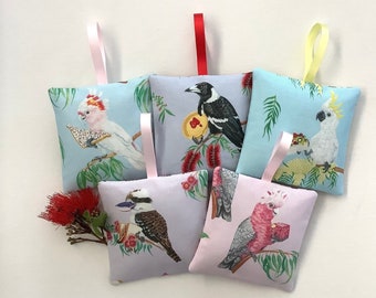 Australian Bird Lavender Sachet: Organic Lavender & Rose Petals