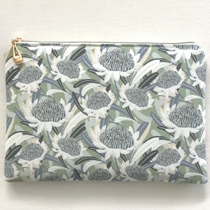 Waratahs/Christmas Gifts/ Makeup bag/Australian Gifts/ Unique gifts/ Gift for Mum/Pouches and Coins/ Cosmetic Purse
