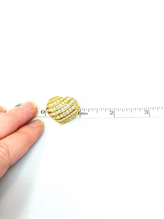 Vintage Swarovski crystal gold tone heart brooch - image 9