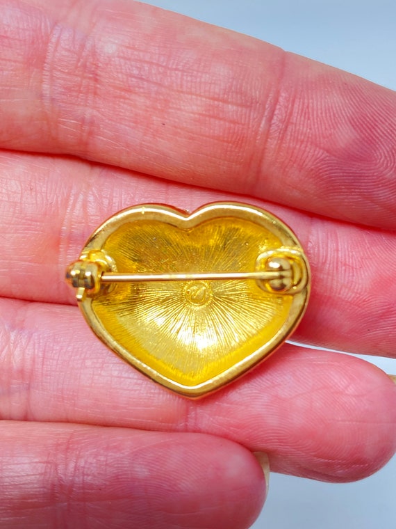 Vintage Swarovski crystal gold tone heart brooch - image 7