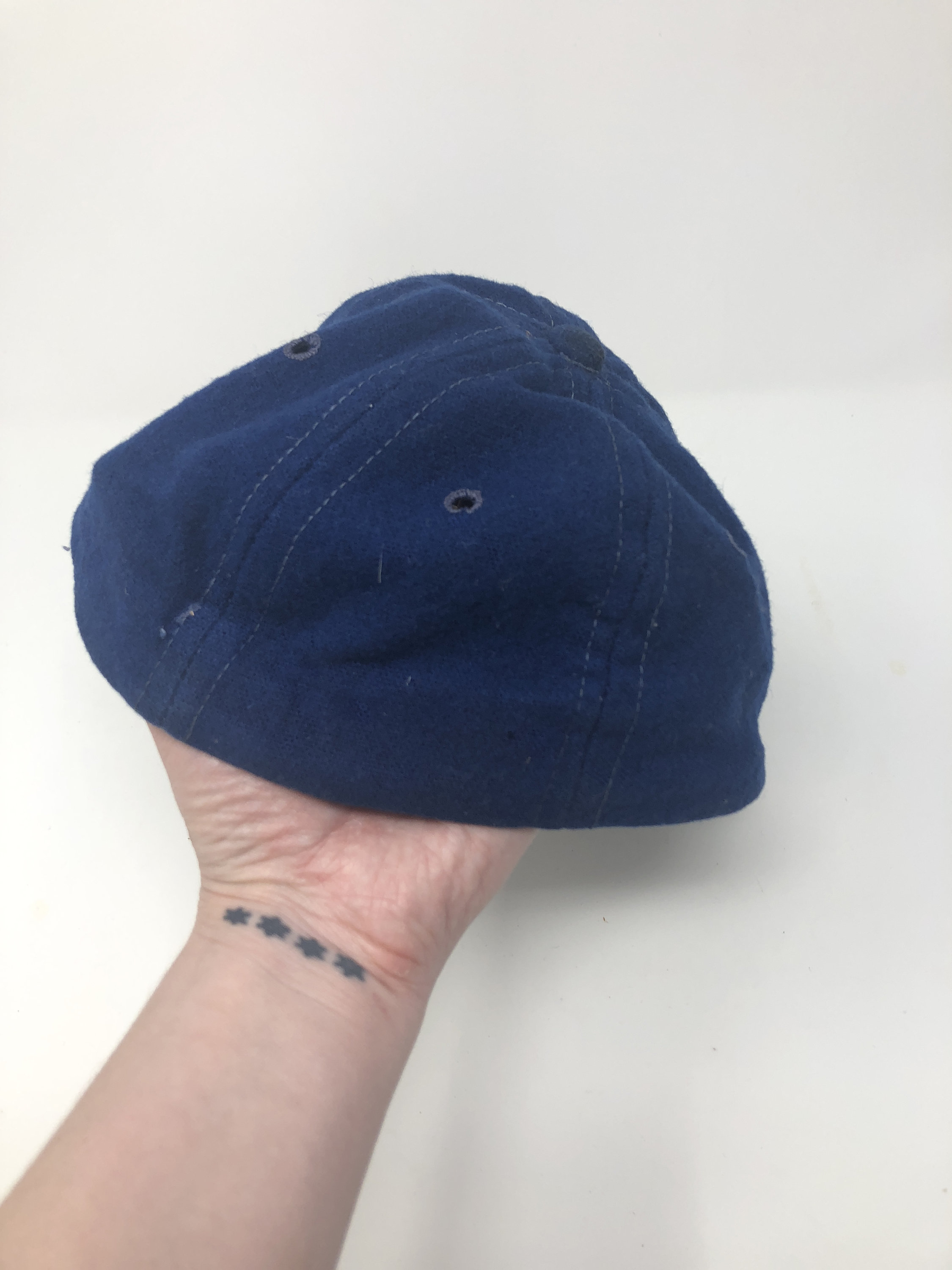 TheThreeRobbers BB CAP WOOL RED