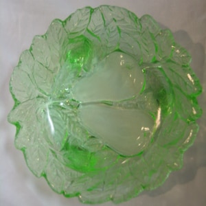 Vintage Depression Glass &quot;Avocado green&quot; by Indiana Glass 6.25&quot; Relish with 3 feet 1.5&quot; Deep