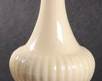 Vintage Lenox Essex Collection Cream with Gold Pepper 6 Hole 5.5"