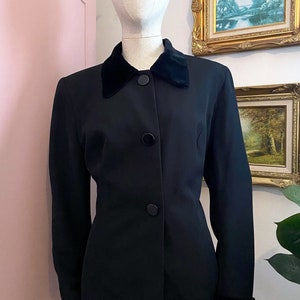 Vintage Blazer 1980s Roman Black Blazer with Velvet Collar and Cuffs Size UK 16