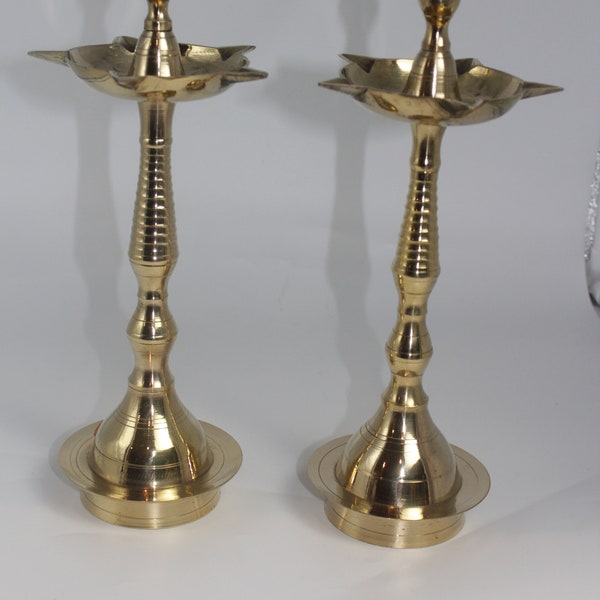 Brass oil lamp, kerala lamp diya, Indian decor diya, brass diya, brass Kera vilakku Pooja, khuthu vilakku, kerala brass oil lamp,stand diya