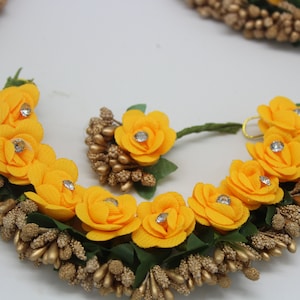 Rose Gajra, Hair Accessory, Veni Flower Jewelry, Wedding Jewellery For Bride, Classical Dance Jewelry, haratanatyam, Kuchipudi gajara