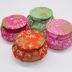 Indian Handmade Matki, Saree function return gifts, Wedding Décor Box,   bulk return gift, return gift for pooja, Indian gift box