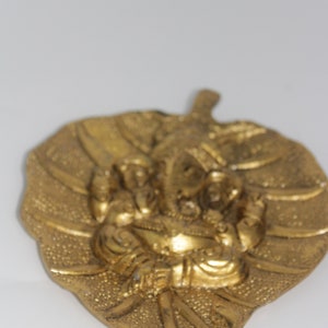 Leaf Ganesha return gift, Ganesha wall decor, housewarming gift, Diwali Navratri decorations, Indian wedding, Pooja Puja favor, entrance