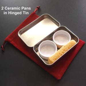2 Ceramic Round Pans in Portable Hinged Tin Watercolor Mixing Palette