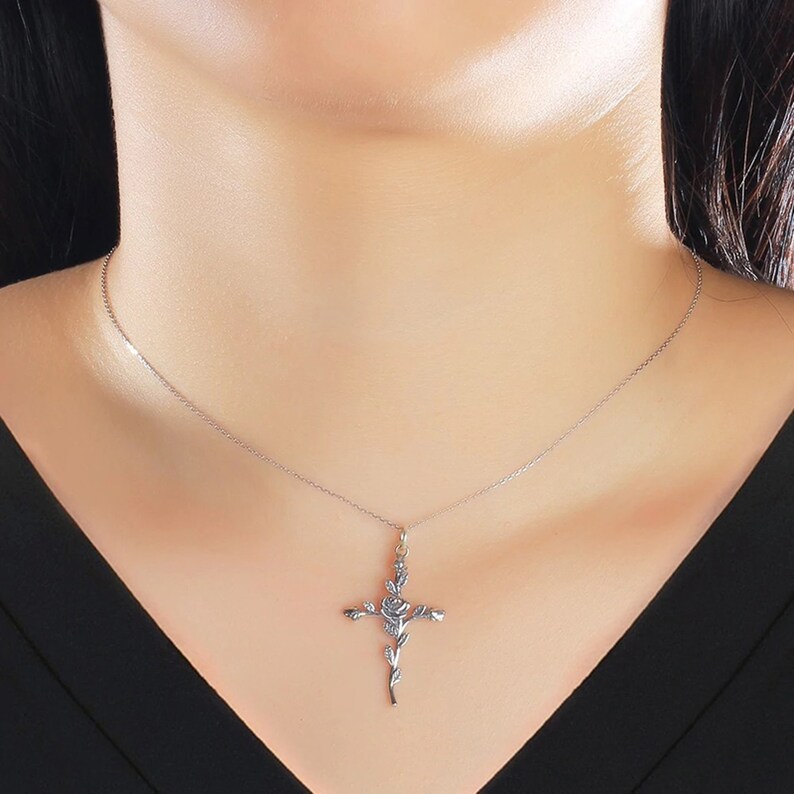 S925 Sterling Silver Platinum Plated Rose Cross Necklace For Women(BSN379)
