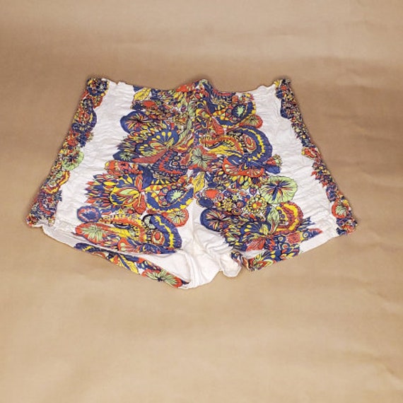 Vintage Hand Made shorts, floral colored print - image 2