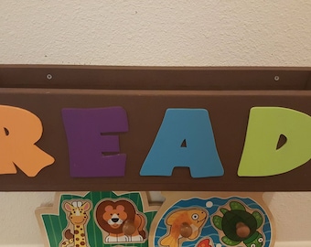 Little kids bookshelf created by TheFurbeeWorkshop
