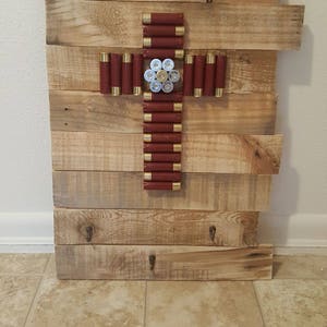 Rustic pallet shotgun shell cross coffee mug holder created by TheFurbeeWorkshop