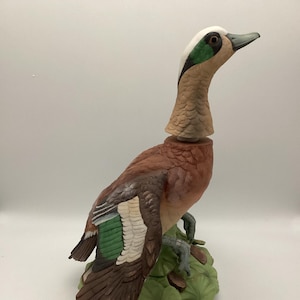 Ski Country 1.75 L American Banded Widgeon Bourbon Whiskey Decenter / 1979 / Ltd Ed.