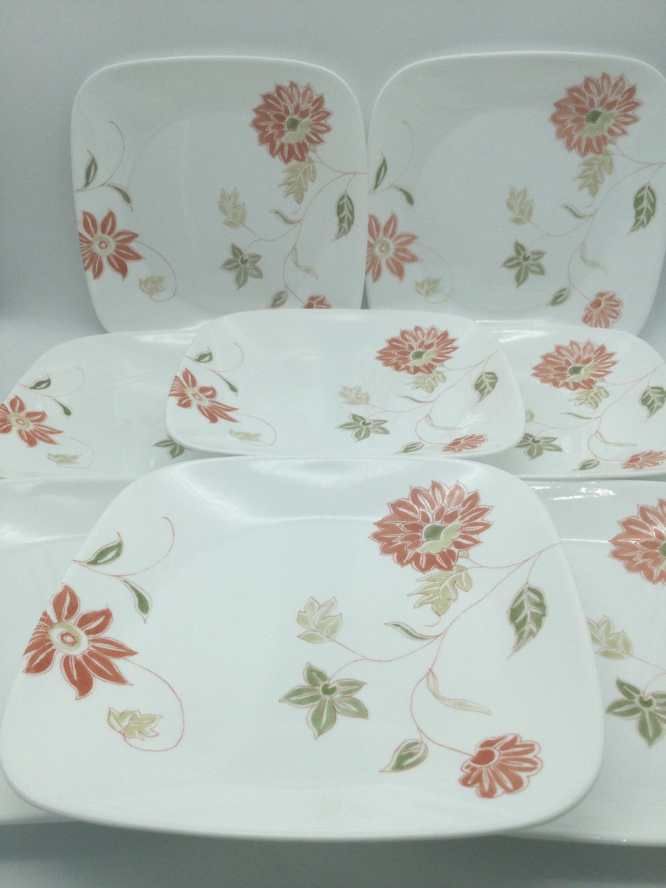 Vintage Corelle Matilda Set of 8 Square Luncheon Plates Discontinued