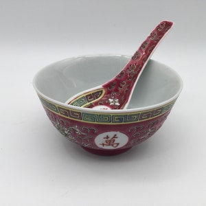Jingdezhen China / Mun Shou Famille Rose Rice Bowl & Spoon / 4 Available