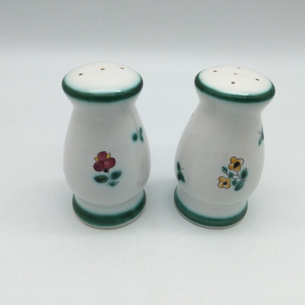 Vintage Gmundner Keramik Alpine Flowers Pattern / Austria / Salt and Pepper Shakers