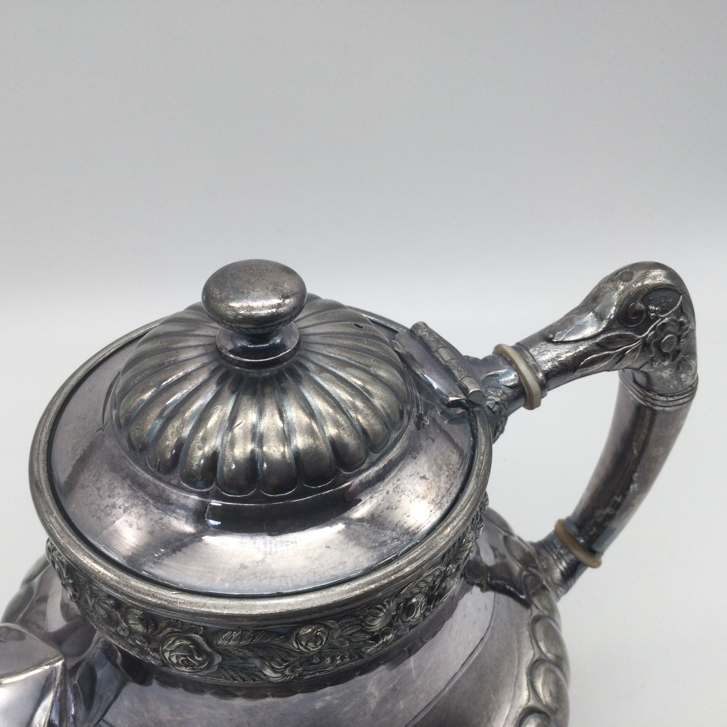 Vintage Reed & Barton Silver Platedteapot and Creamer Set