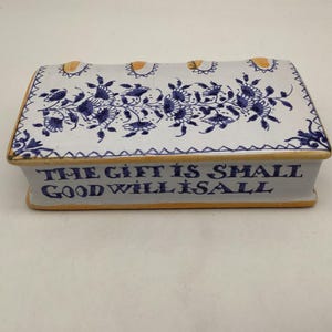 Metropolitan Museum of Art / MMA / Vintage Reproduction Ceramic Book Warmer