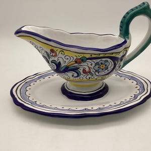 Vintage Ricco Deruta Handpainted Gravy Boat with Attached Underplate / Italy / For La Terrine